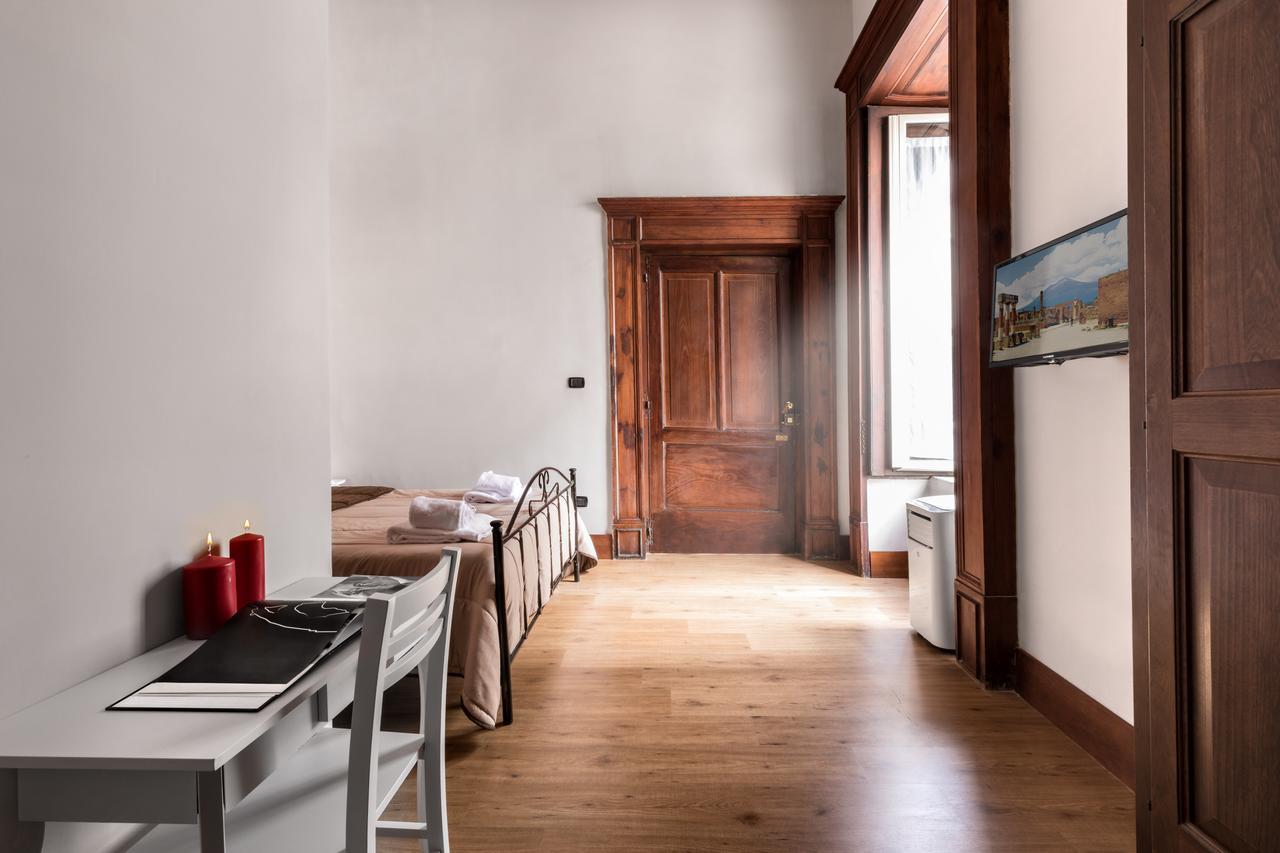 Opera Home Neapol Exteriér fotografie