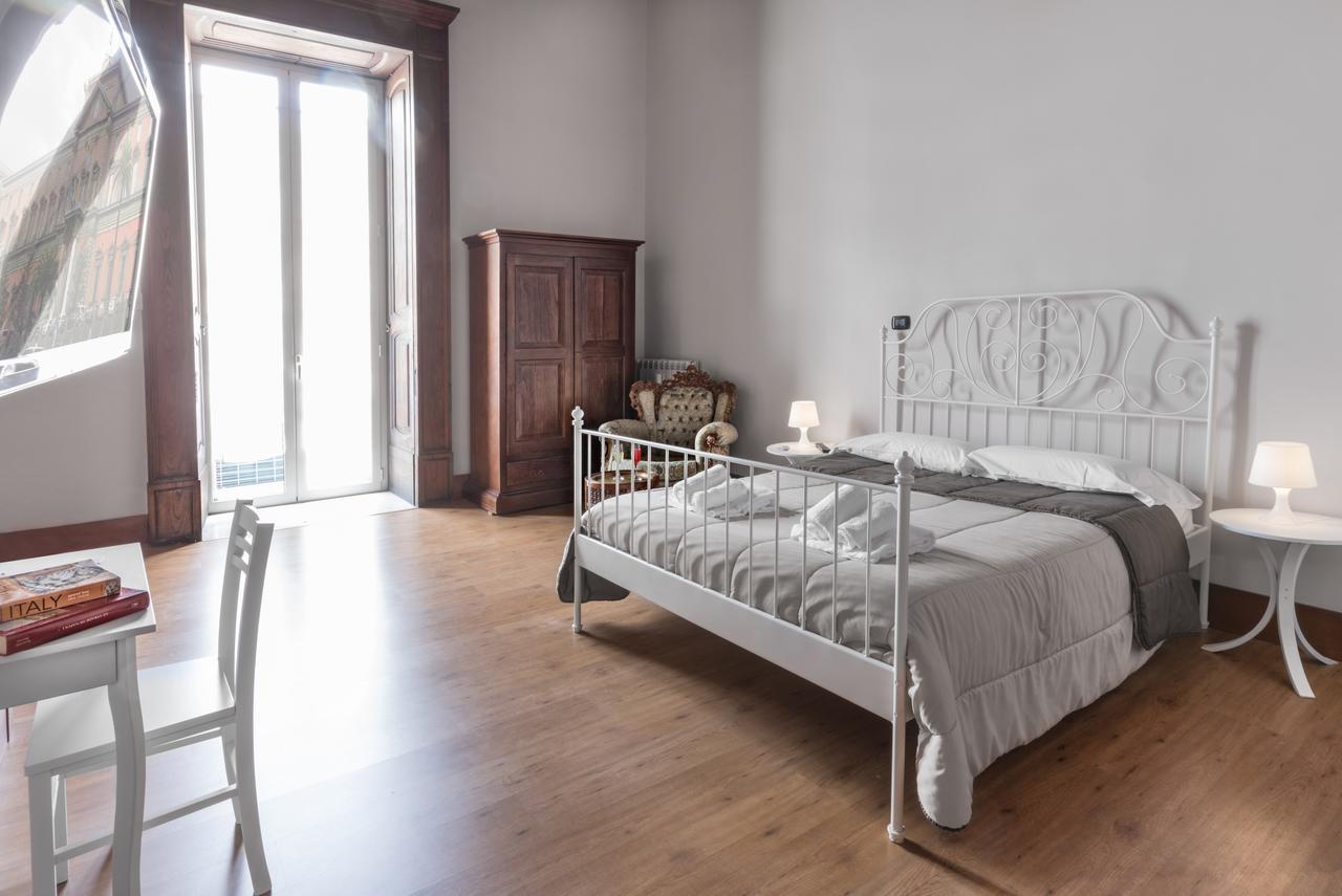 Opera Home Neapol Exteriér fotografie